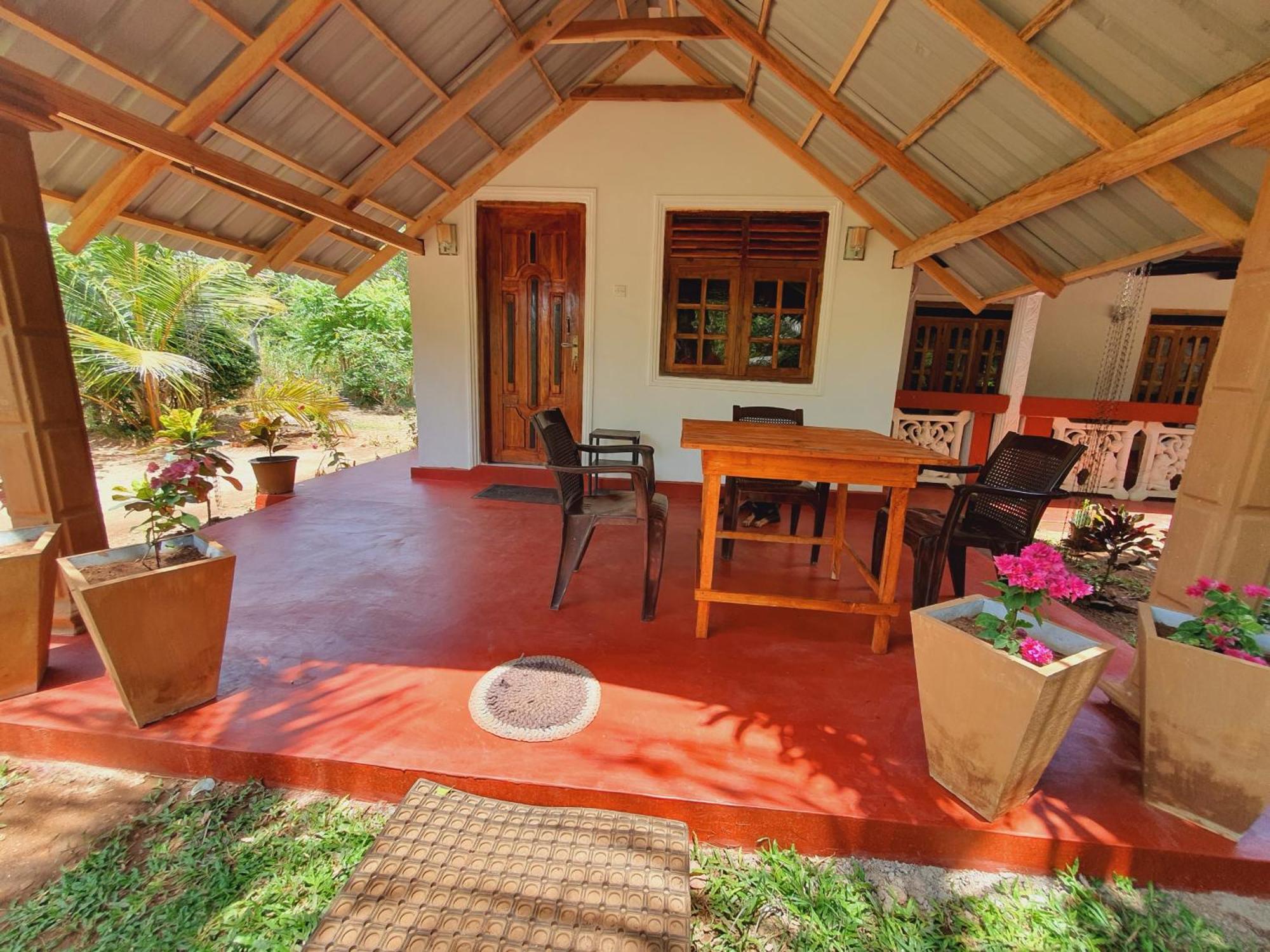 Jungle Eco Lodge & Safari Sigiriya Exterior photo